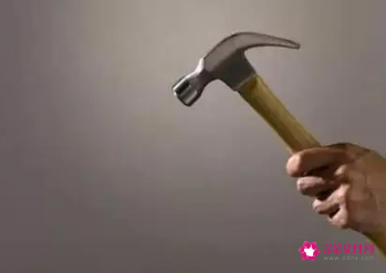 梦见锤子是什么意思