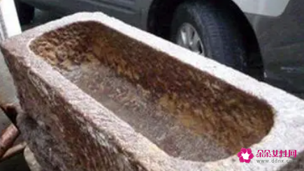 石材猪槽子放在家里风水有讲究吗