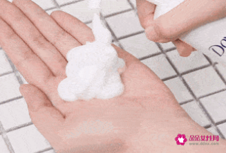 用什么洗脸可以去黑头