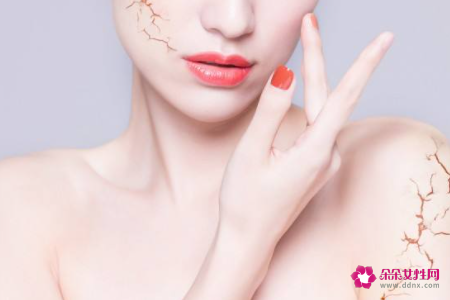 电脑族皮肤干燥的护肤方法