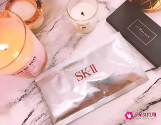 补水面膜好还是美白面膜好