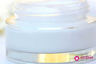 脸上干燥起皮刺痛怎么办