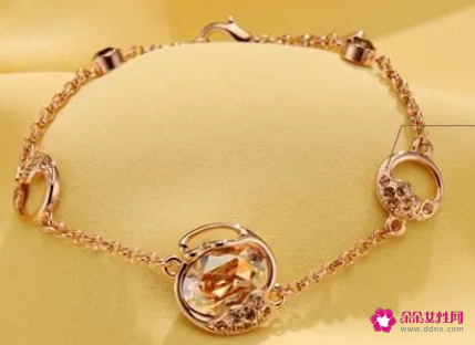 狮子座戴什么颜色的水晶