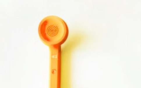 对打错电话要宽容