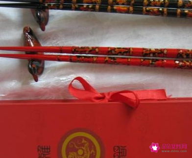 送筷子的寓意是什么
