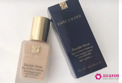 黄皮适合什么颜色的粉底液