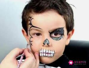 男童淡妆怎么画好看