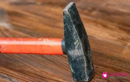 梦见锤子是什么意思