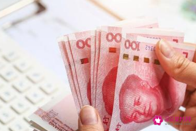 梦见双手都握着钱是什么意思