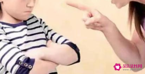 孩子不听话父母千万不能乱吓唬