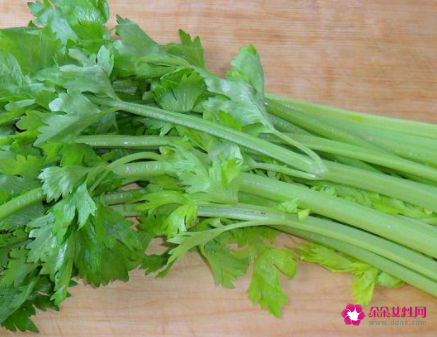 芹菜怎么保鲜时间长
