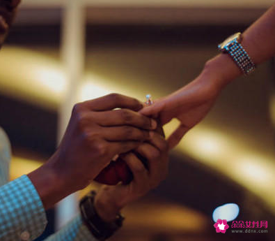 求婚台词简短又感动