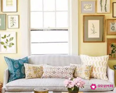 客厅墙布最佳颜色