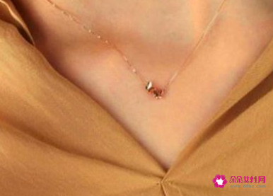 女朋友情人节送什么礼物好