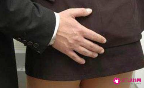 女人怎样拒绝动手动脚的男人