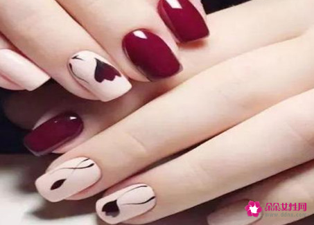 美甲延长怎么收费