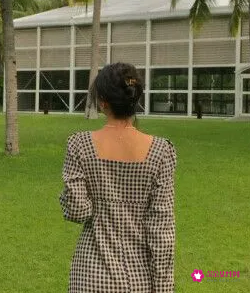 伤感孤独网名两个字