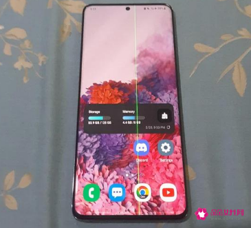 三星Galaxy S20屏幕又翻车：出现紫色或绿色线条