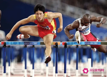 美国大学生60米栏超越刘翔记录