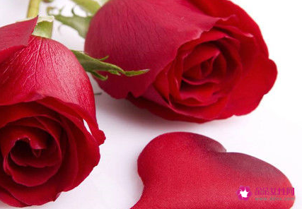 结婚18周年送什么给老婆