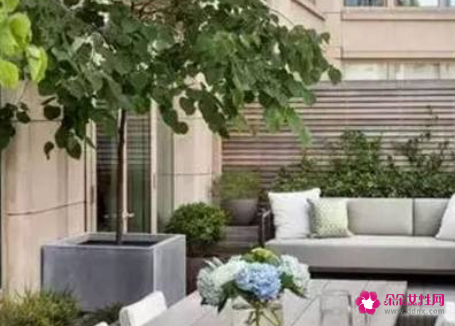 露天阳台装修效果图简约