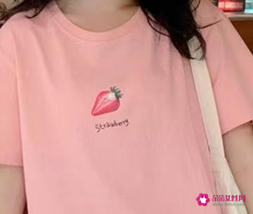 粉衣服适不适合黄皮