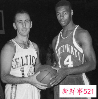 NBA季后赛新增奖项，奖杯名取自四大名宿