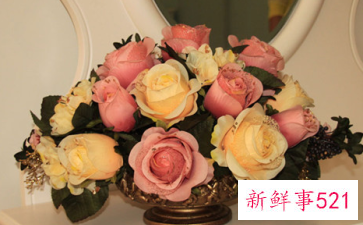 餐桌上摆放什么干花最好