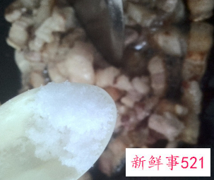 酱油焖五花肉怎么做好吃