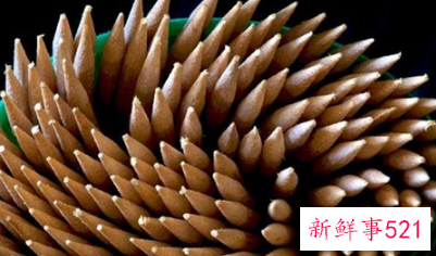 梦见剔牙齿有什么征兆