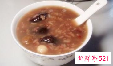 红豆黑米莲子粥的功效与作用