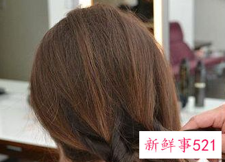 长头发怎么扎减龄又好看