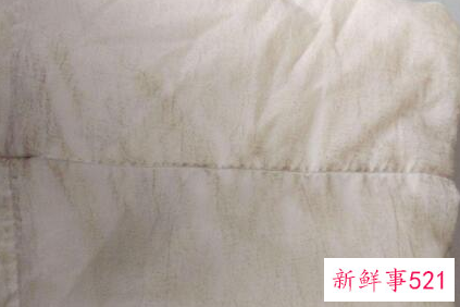 白色羽绒服怎么洗最好