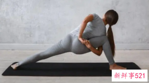 练瑜伽脚抽筋怎么回事