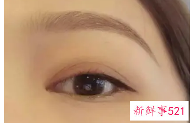 半截眼线好看还是全眼线好看