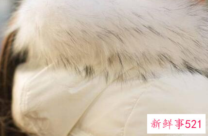 白色羽绒服怎么洗最好