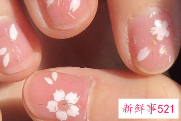 2022最流行的美甲夏季