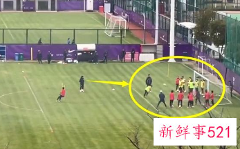 女足夺冠后仍不忘在隔离期间训练