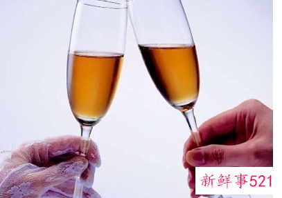 如何敬酒敬酒时说些什么酒桌礼仪有哪些