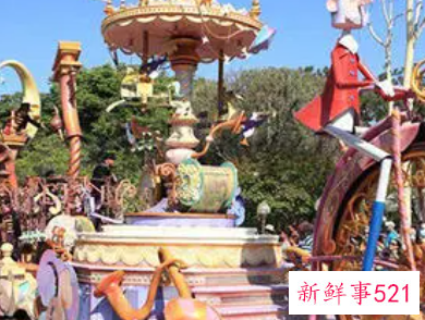 梦见和前女友去游乐园玩是什么意思