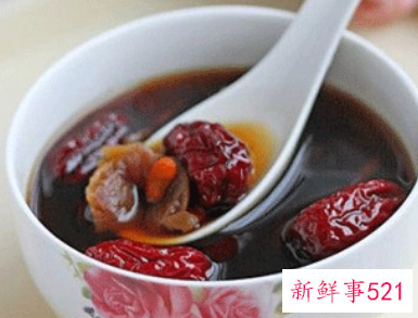 宫寒吃什么食物好 什么原因导致宫寒