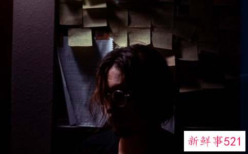 经常熬夜脸颊两边老是长痘痘怎么办