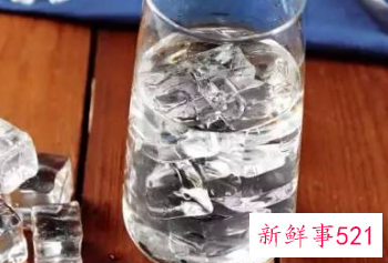 女生不能喝冰的是为啥