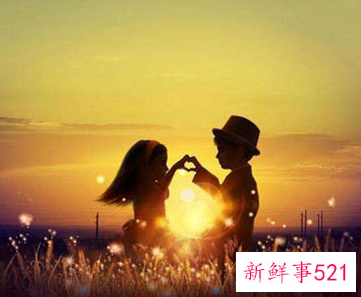 男领导宠爱女下属表现