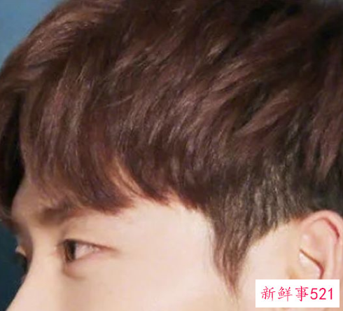 短发染什么颜色好看显白