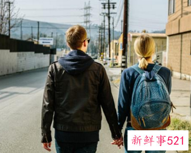 如何不自卑充满自信