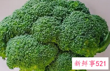 西兰花不能跟什么一起吃