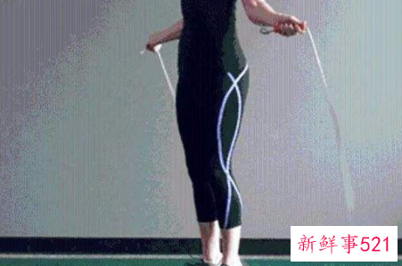 早上跑步晚上跳绳减肥