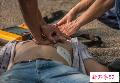 梦见不认识的人死了是什么意思