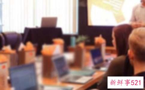 为了自己的梦想努力演讲稿范文